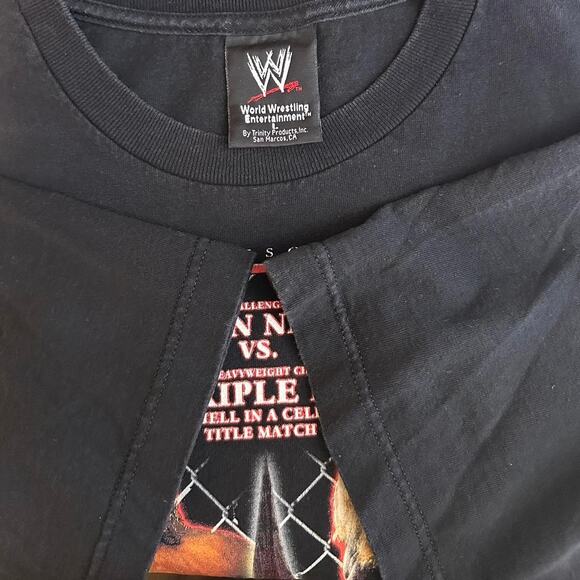 Vintage WWE Bad Blood Kevin Nash Vs Triple H Shirt - Picture 8 of 8